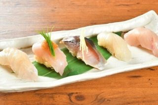  魚 おまかせ5貫の画像